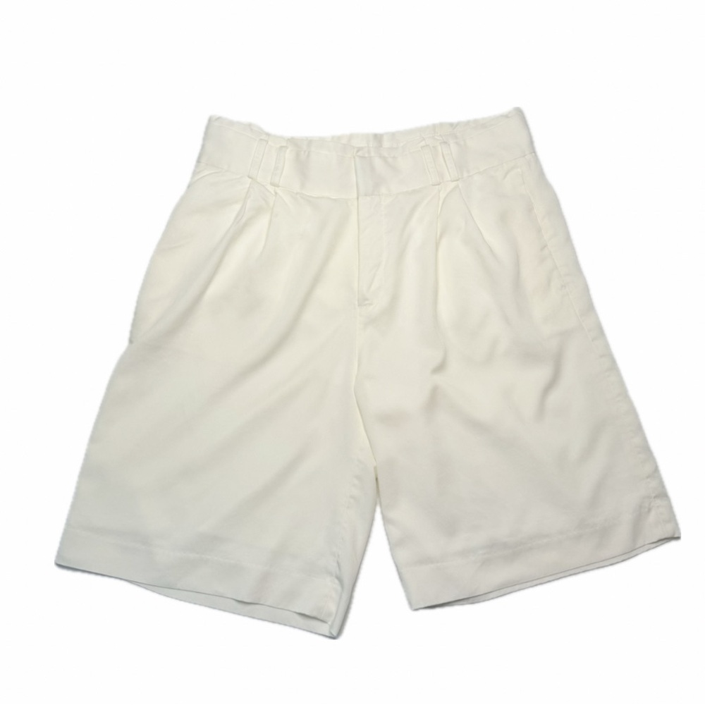 Stylish High Waist Cream Dress Shorts Women’s Size 10